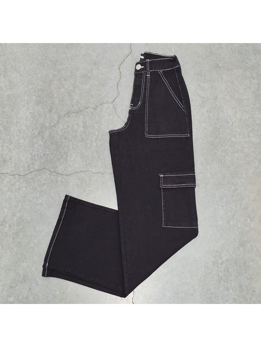 Fashion Nova Cargo Jeans